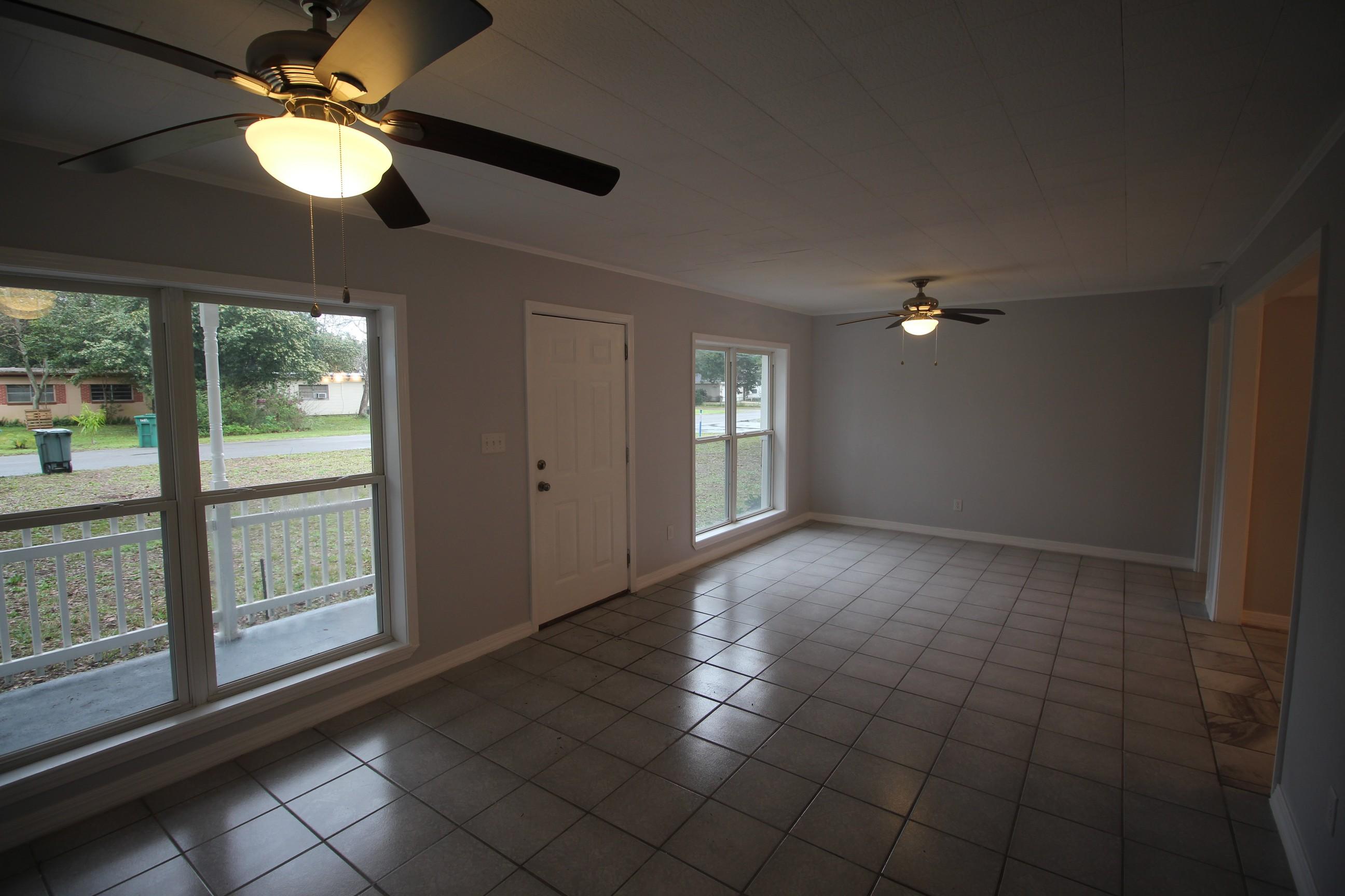 RACETRACK ROAD - Residential