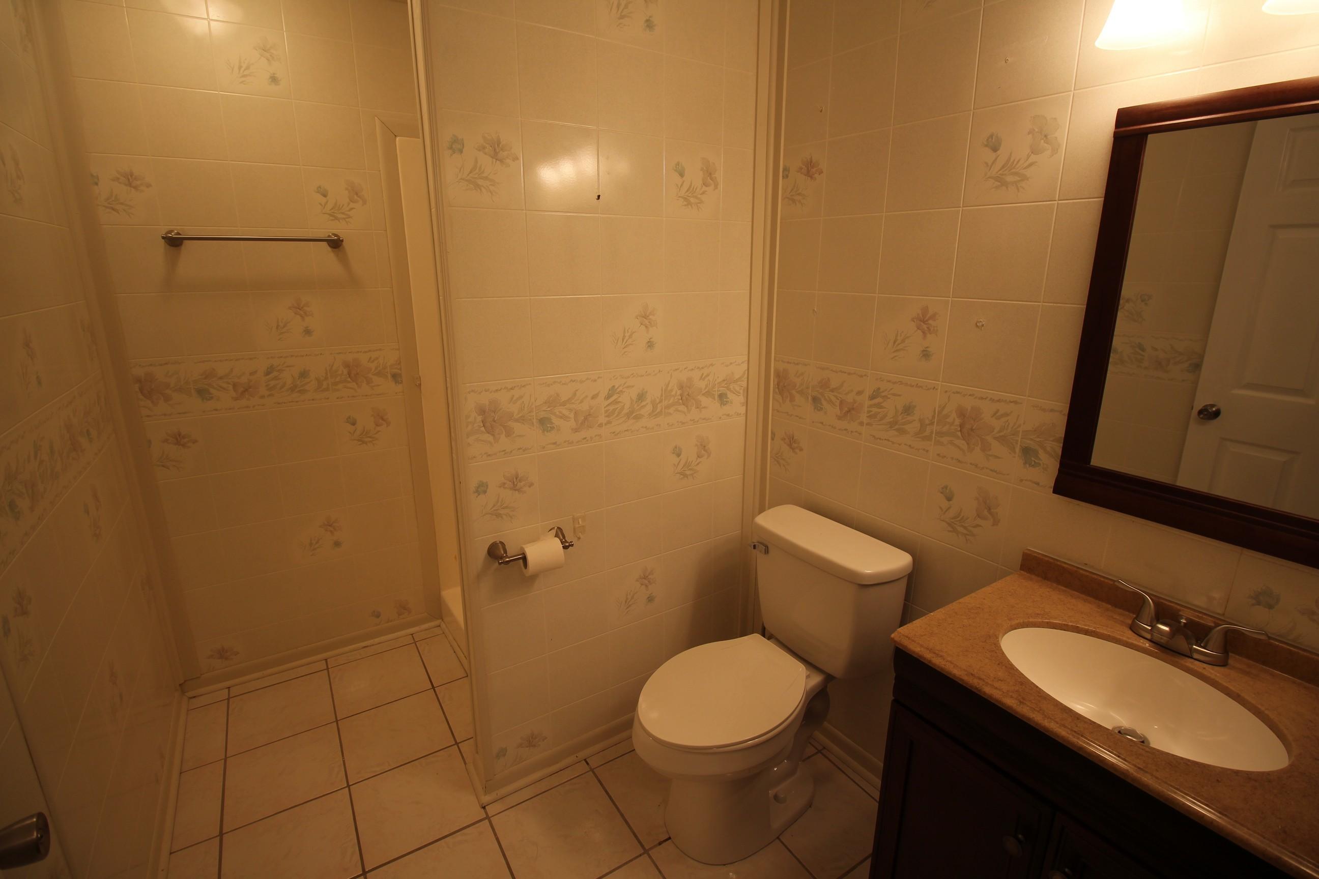 RACETRACK ROAD - Residential