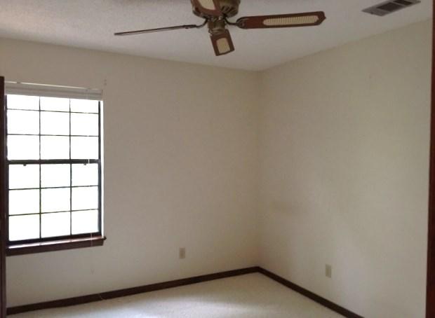 ROCKY BAYOU ESTATES 01 - Residential Lease