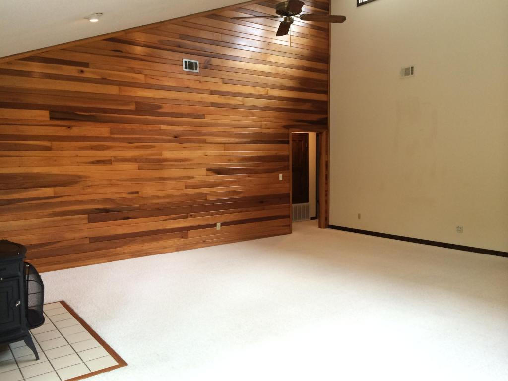 ROCKY BAYOU ESTATES 01 - Residential Lease