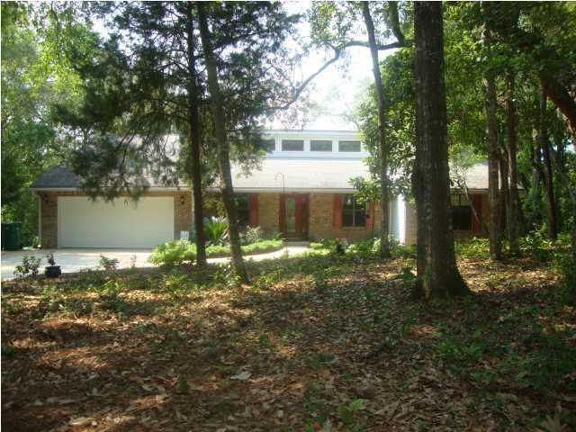 ROCKY BAYOU ESTATES 01 - Residential Lease