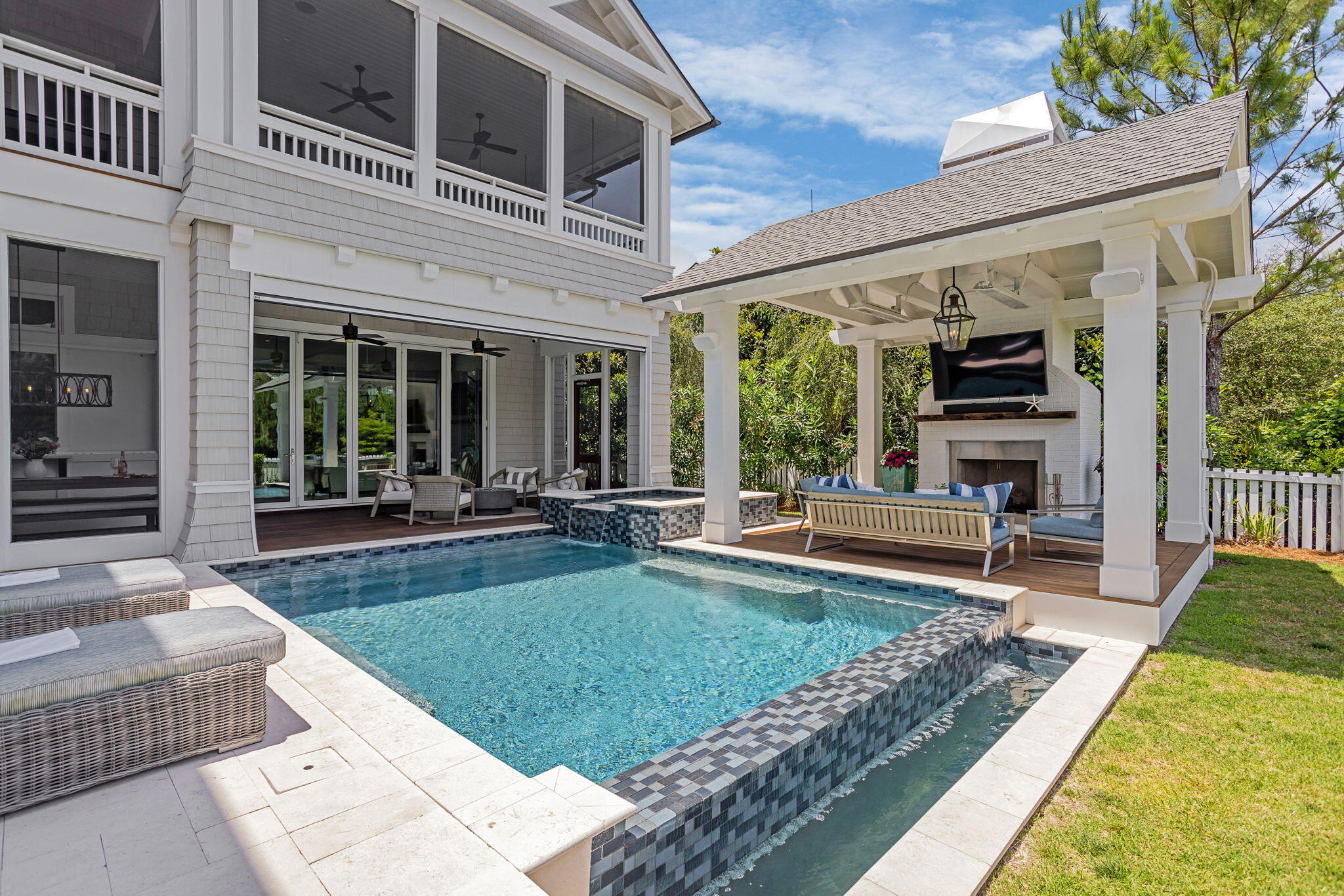 WATERSOUND ORIGINS - Residential