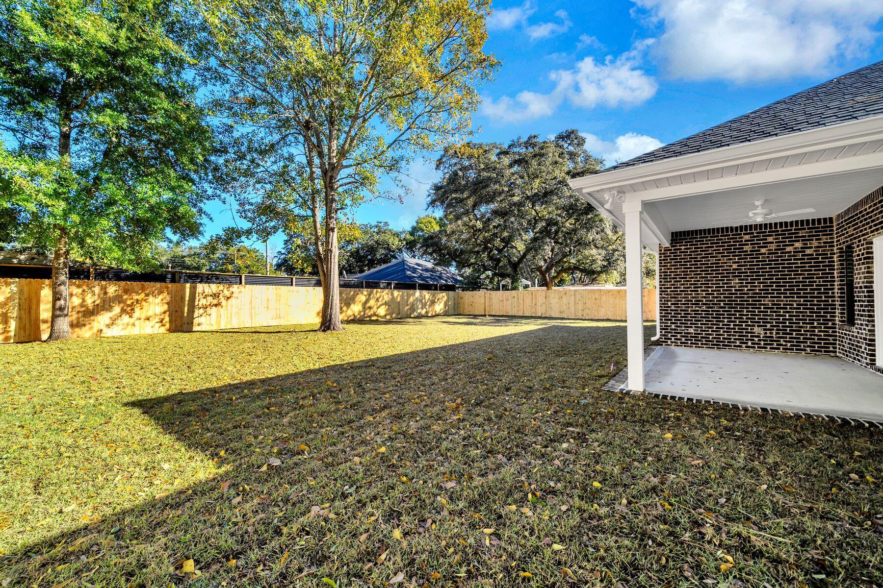 SANTASIA PARK LOT 5 BLK A - Residential