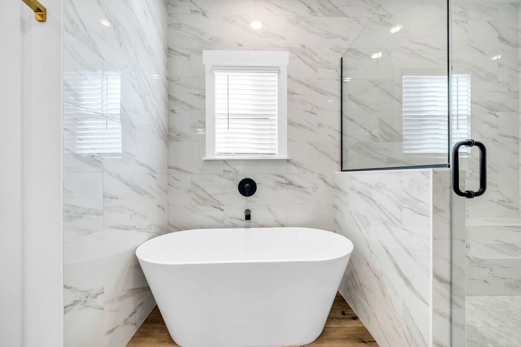 SANTASIA PARK LOT 5 BLK A - Residential