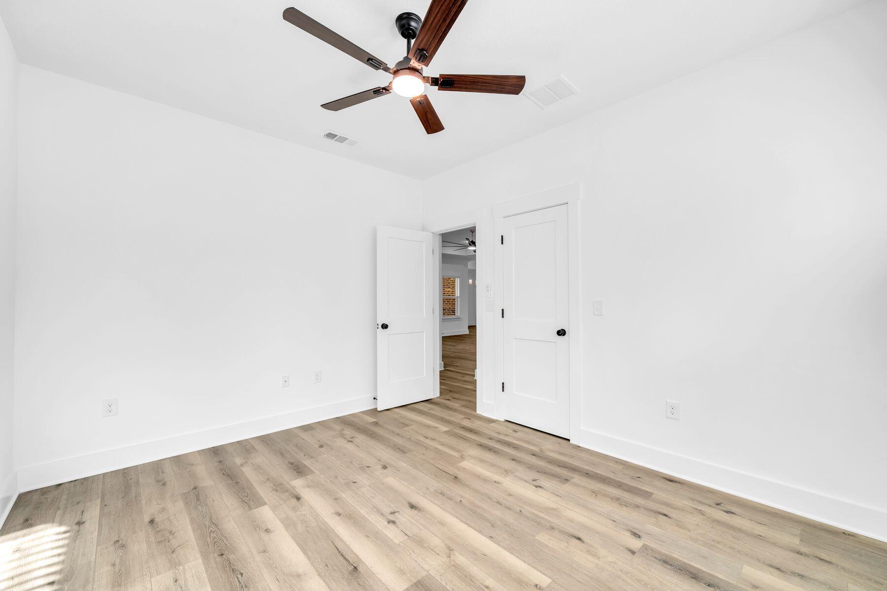 SANTASIA PARK LOT 5 BLK A - Residential