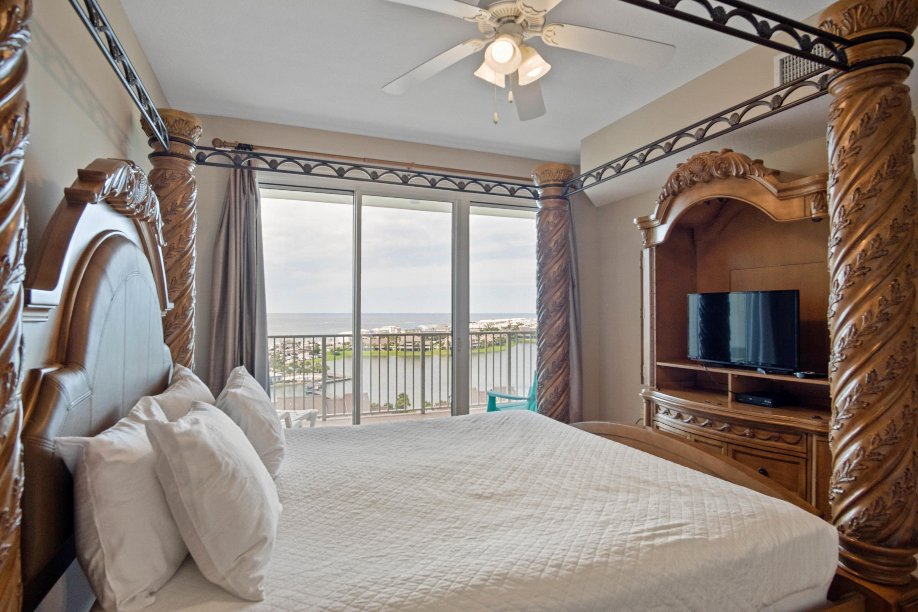 ARIEL DUNES II - Residential