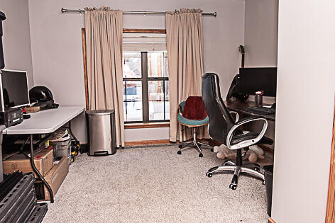 SHOAL TERRACE ESTATES - Residential Lease