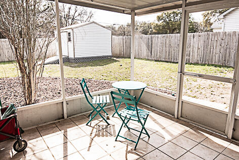 SHOAL TERRACE ESTATES - Residential Lease