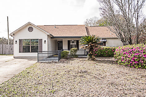 SHOAL TERRACE ESTATES - Residential Lease