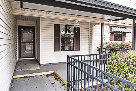 SHOAL TERRACE ESTATES - Residential Lease