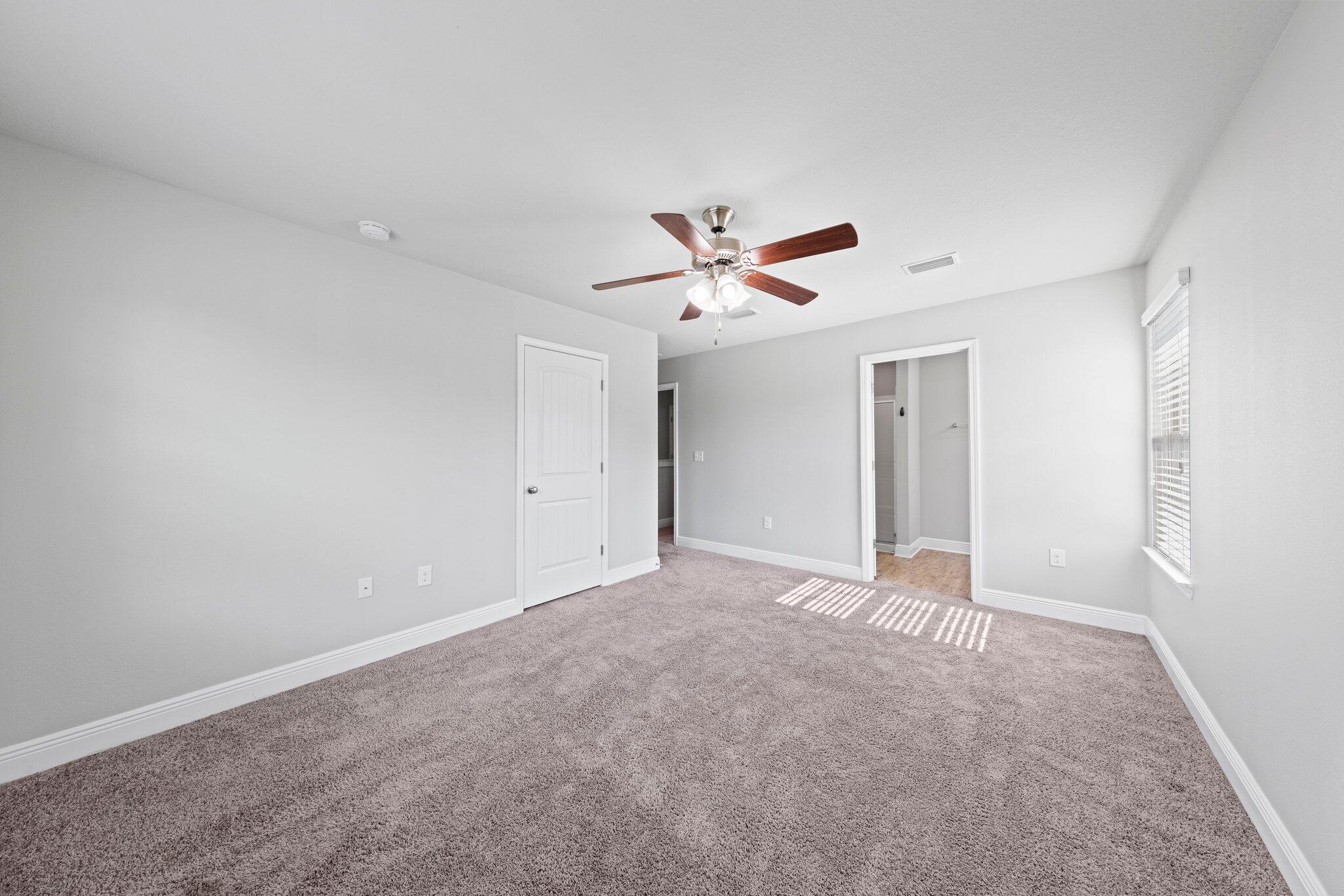 RESERVE POINTE - Residential