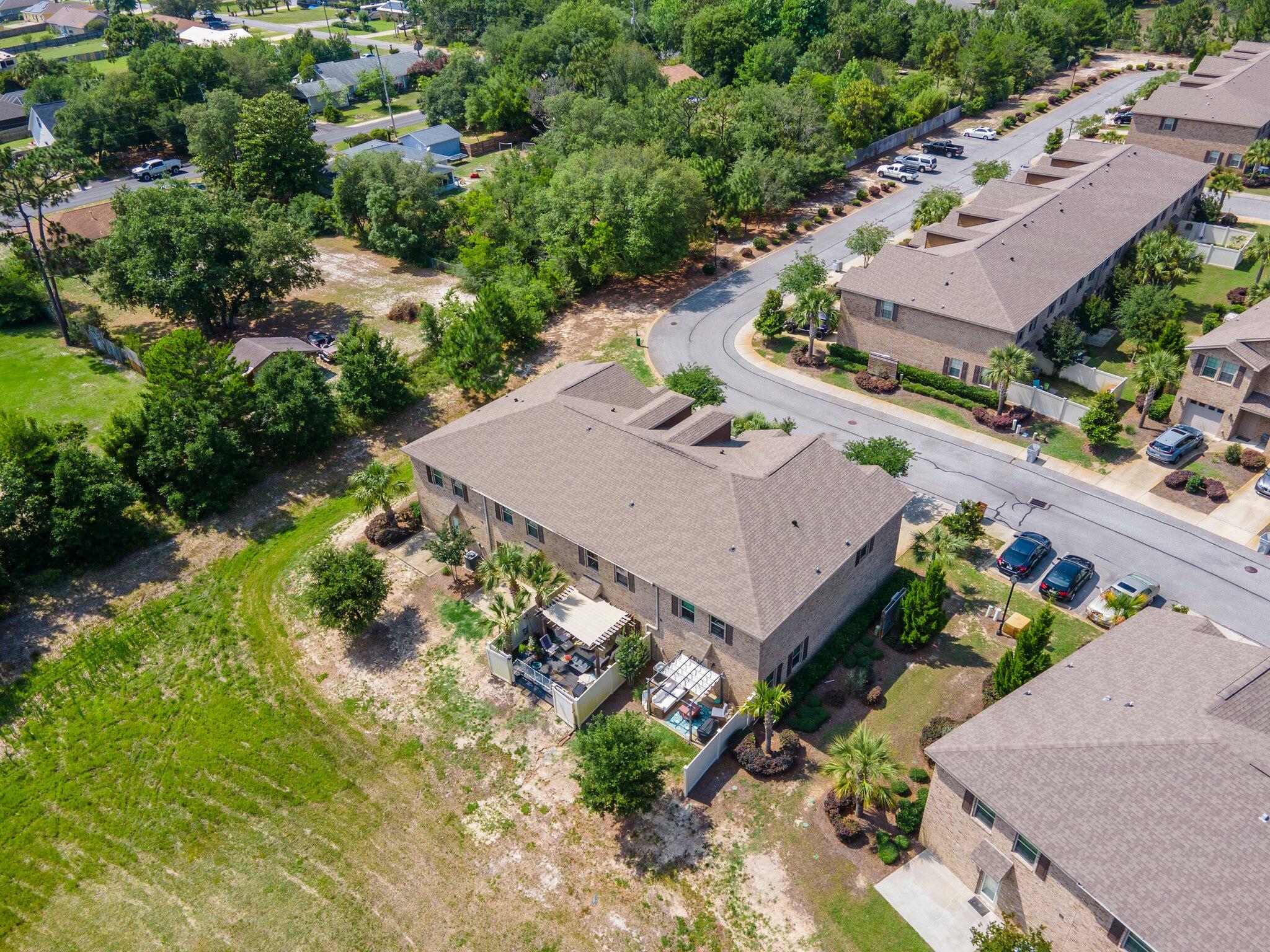 RESERVE POINTE - Residential