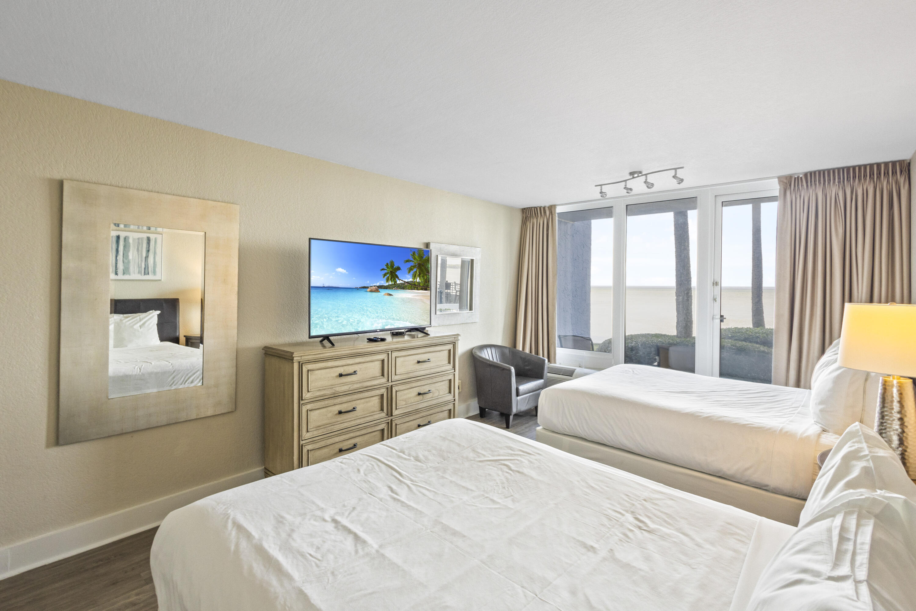 BAYSIDE CONDO SANDESTIN - Residential