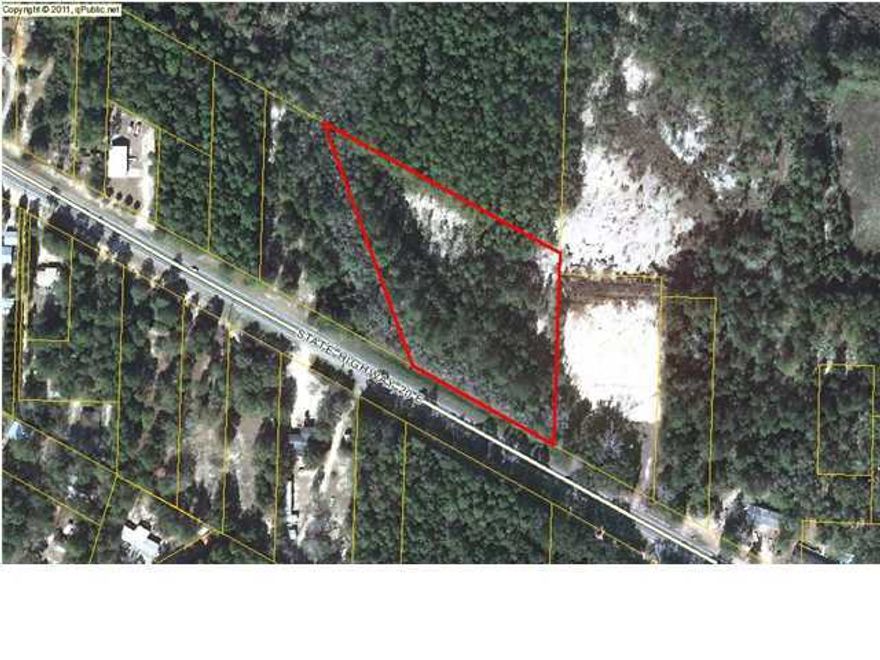 4.204 Acres of Commercial/Residential-Zoned Land. Zone RC (City of Freeport) allows residential and commercial uses. Bank owned property. All information deemed important to be verified by buyer.