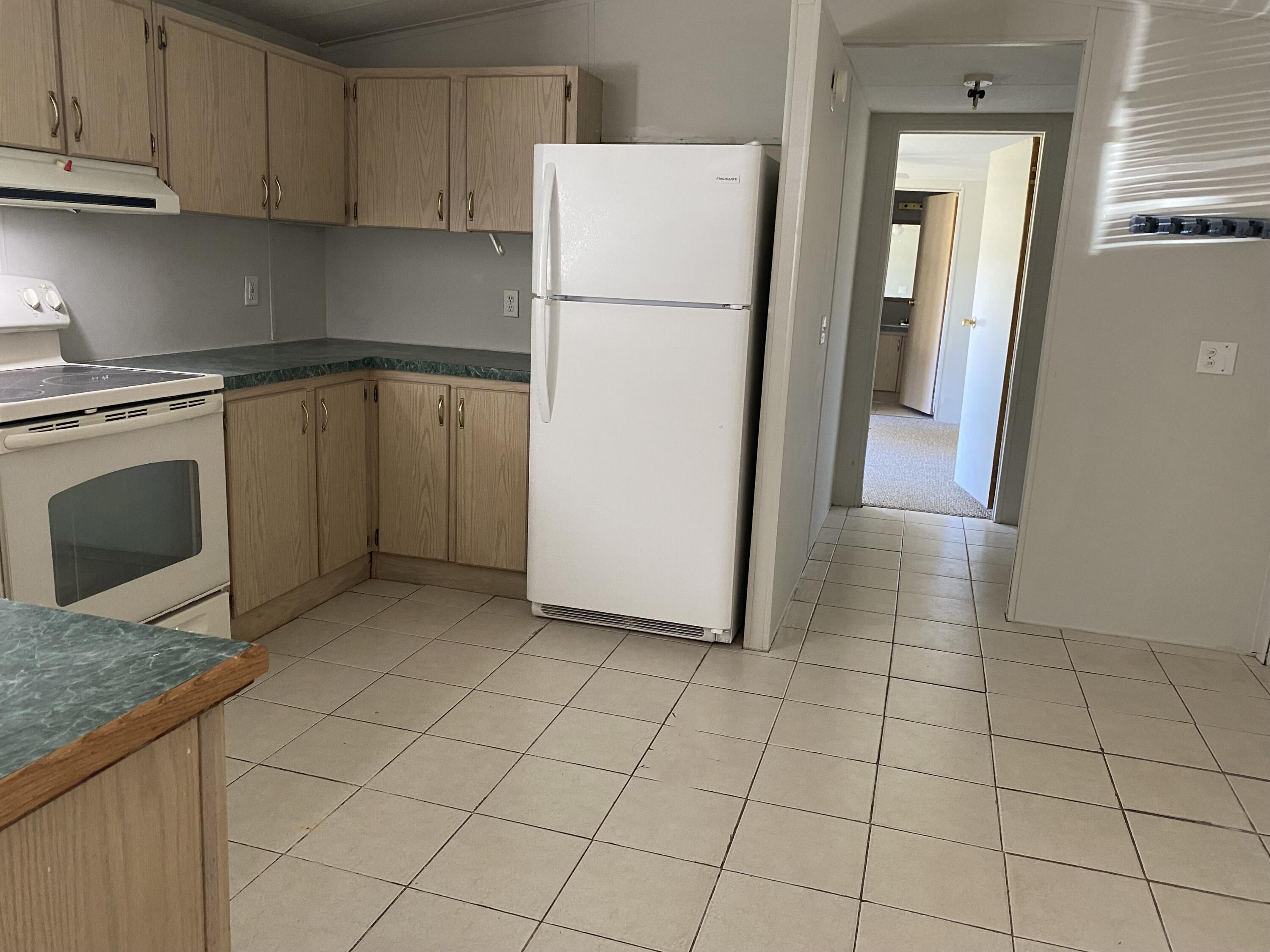 Meets and Bounds - Residential Lease