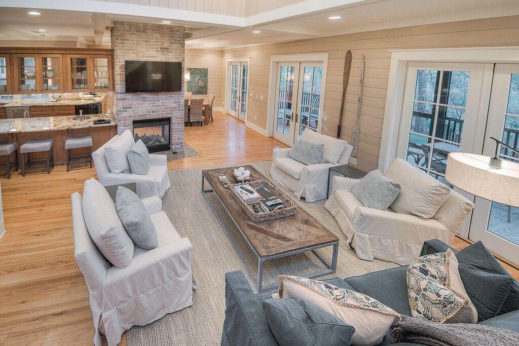 WATERCOLOR - Residential