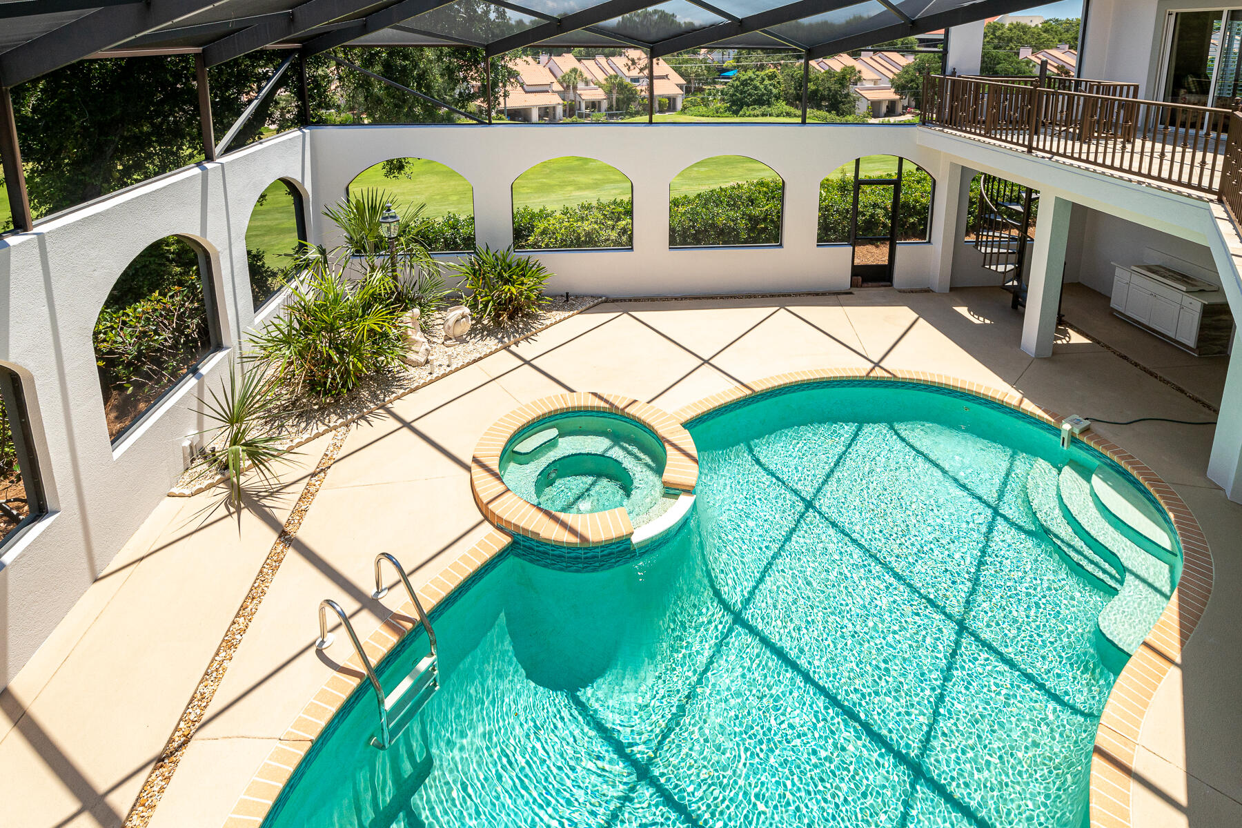 TIVOLI RIDGE - Residential