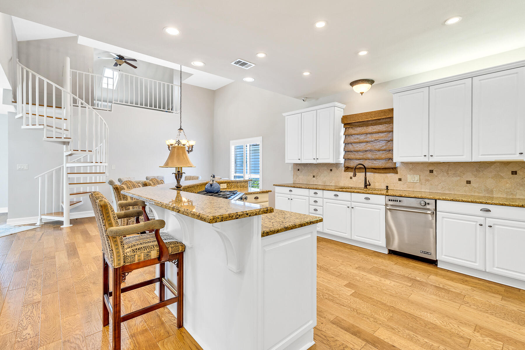 TIVOLI RIDGE - Residential