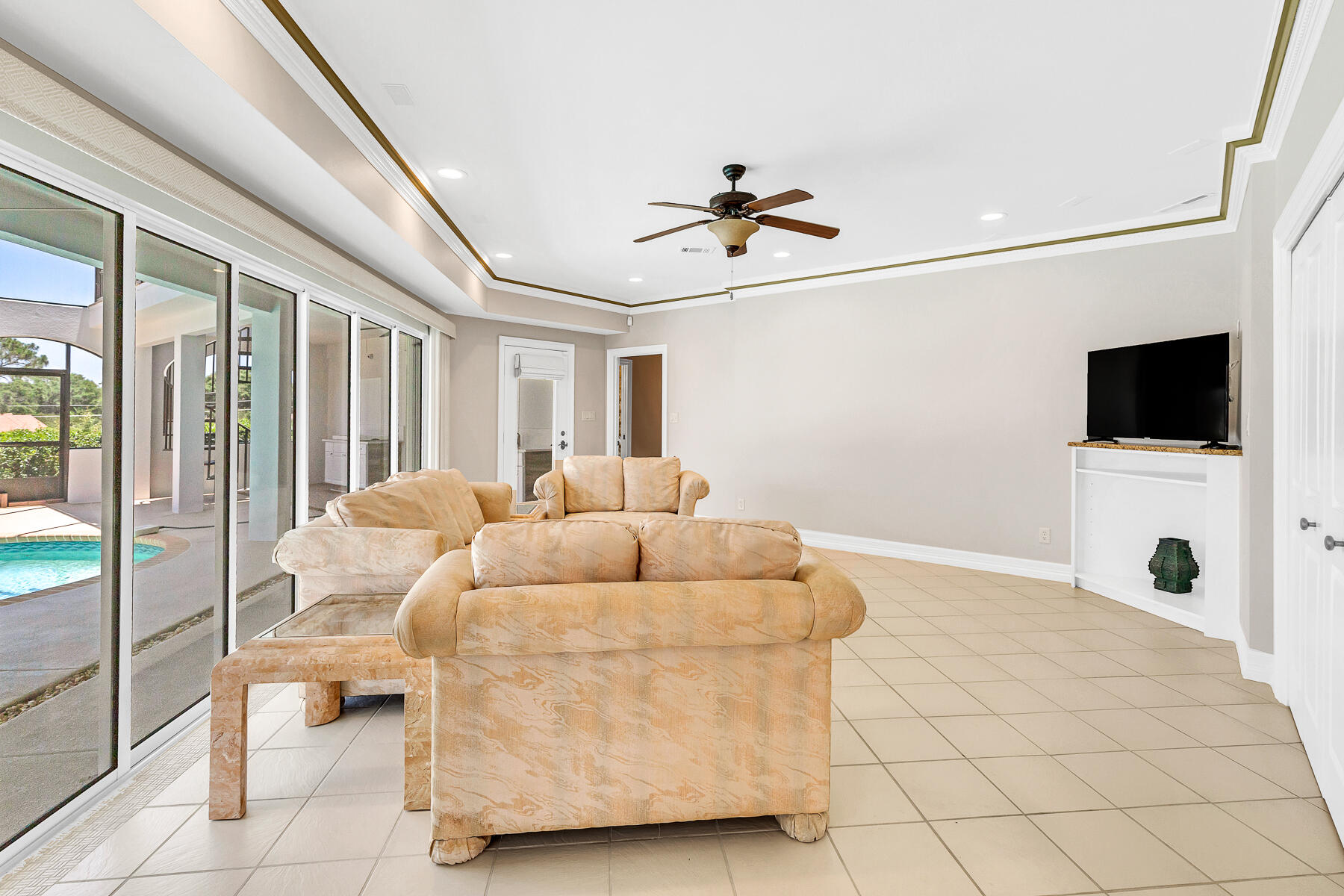 TIVOLI RIDGE - Residential