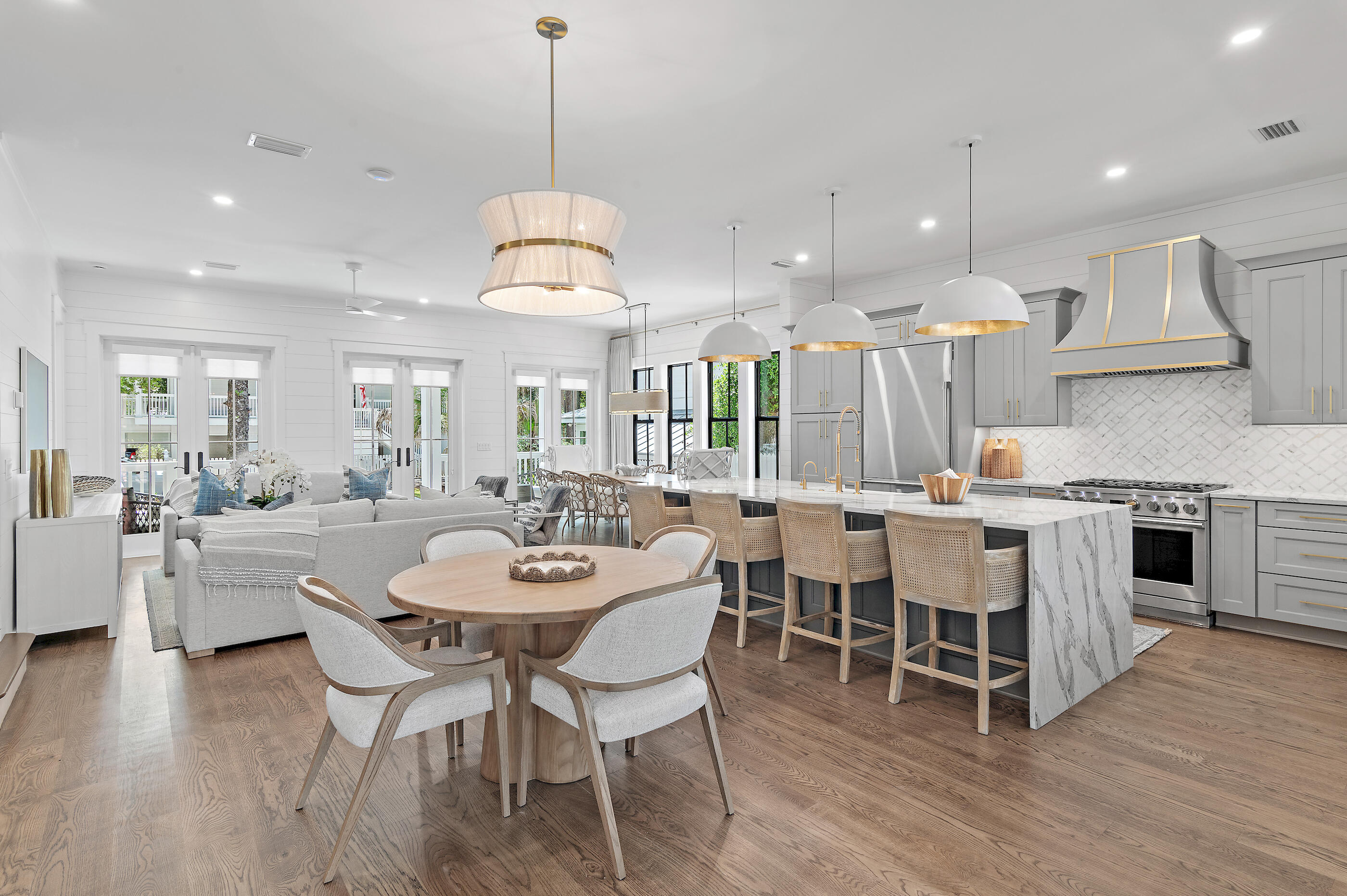 SEAGROVE 1ST ADDN - Residential