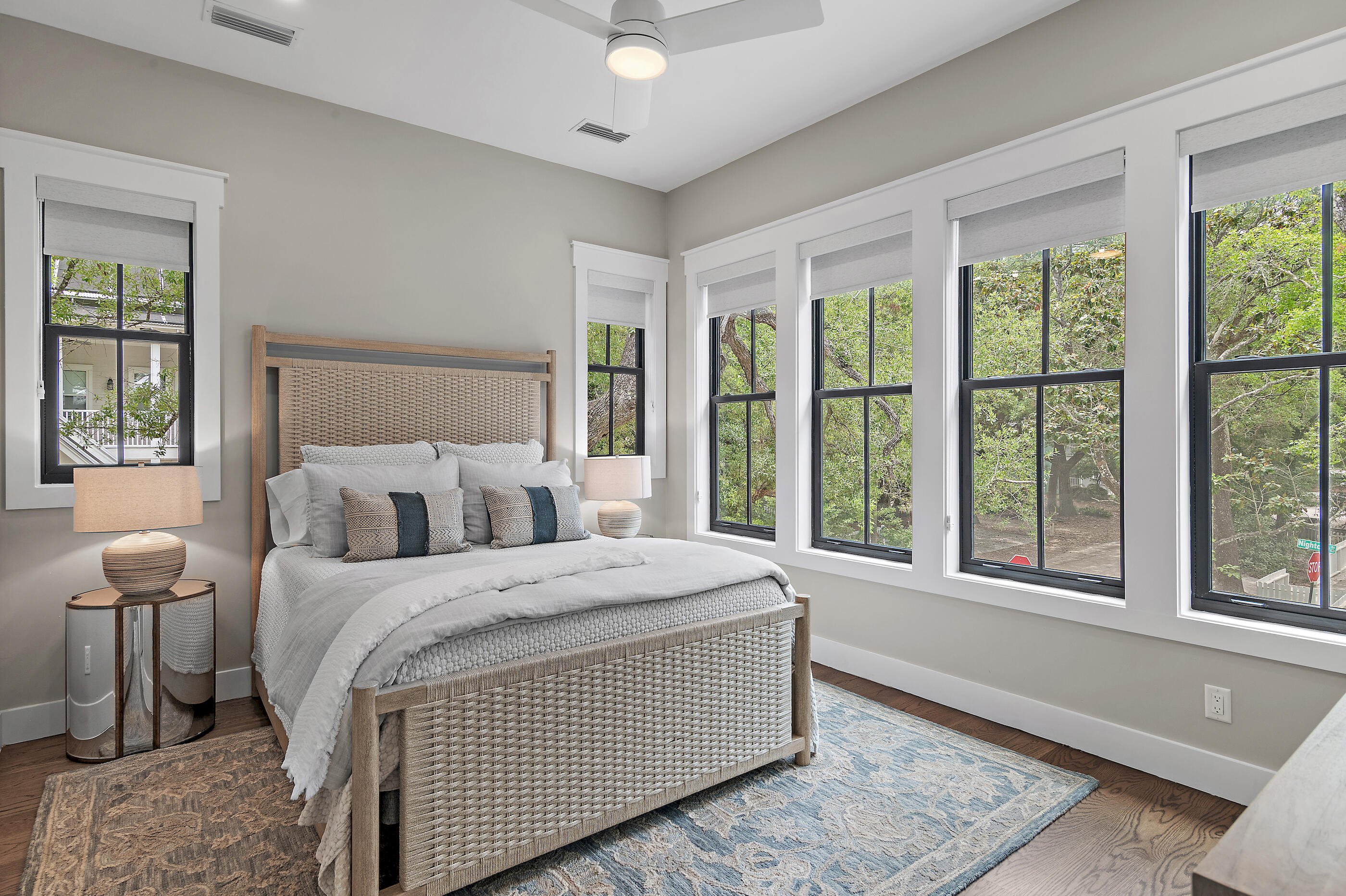 SEAGROVE 1ST ADDN - Residential