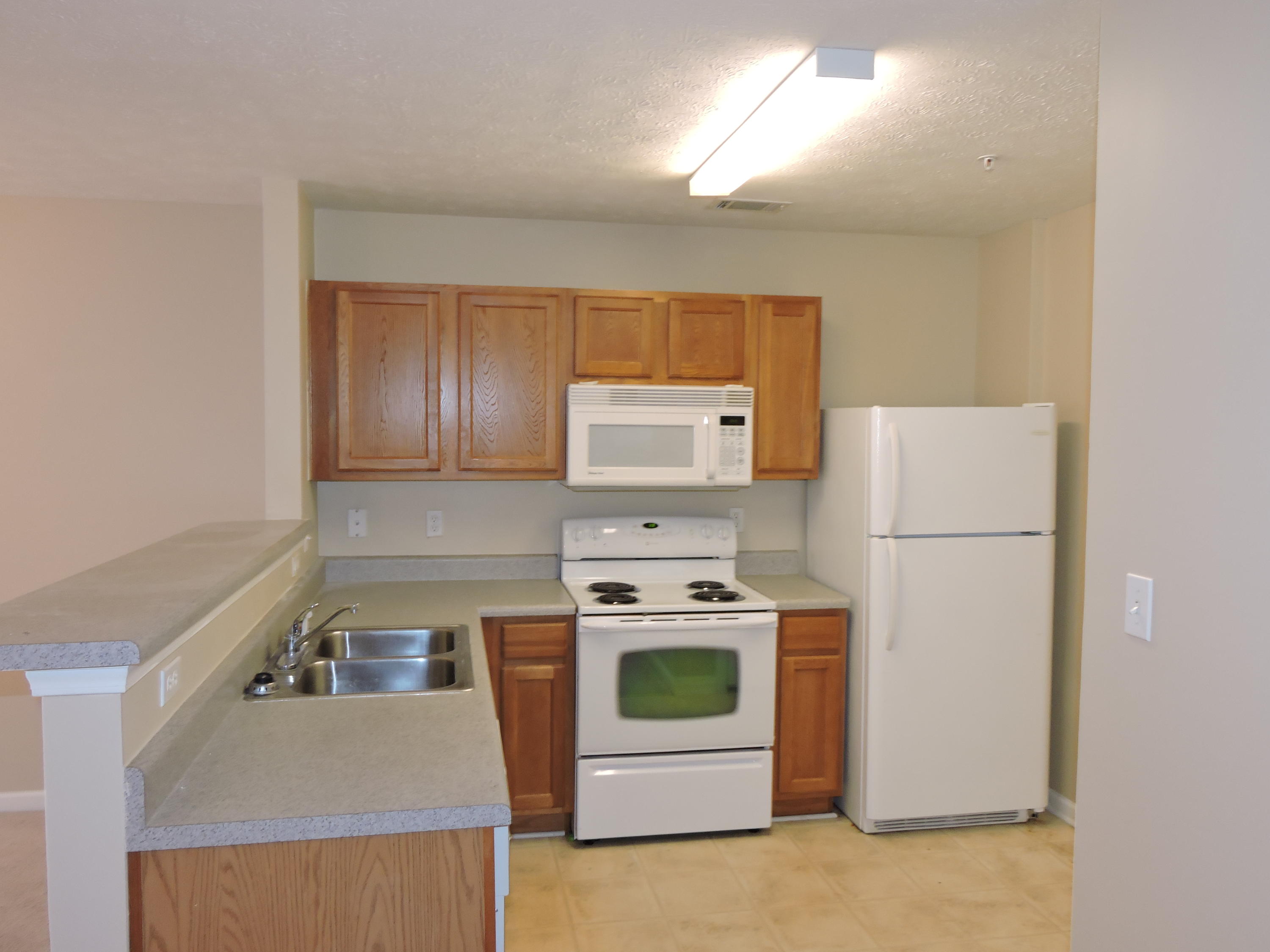 ROLLING PINES - Residential Lease