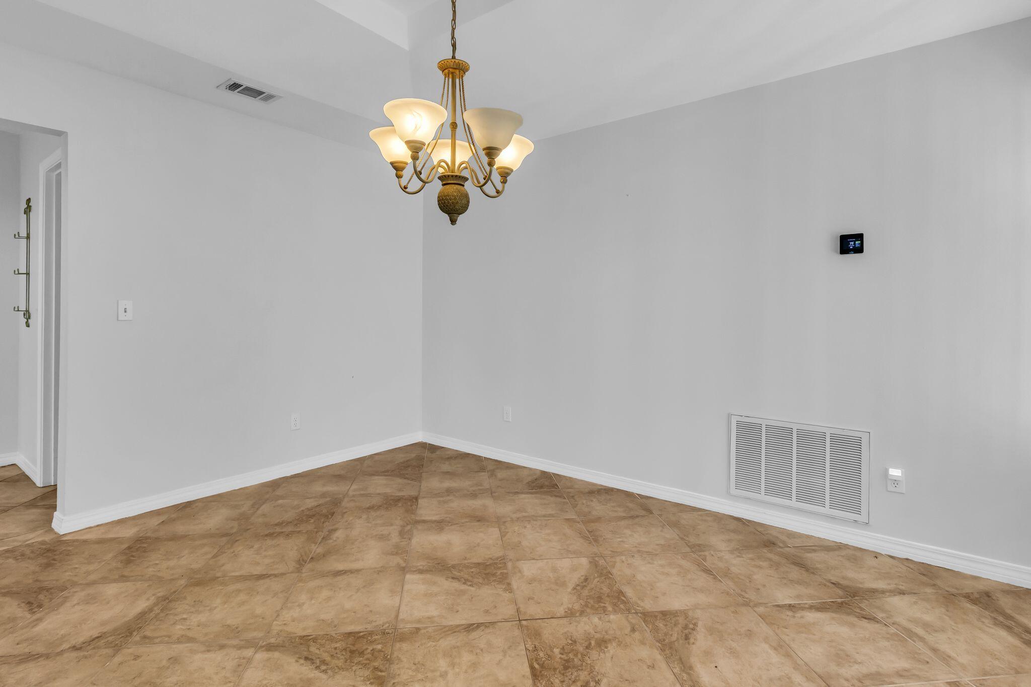 HARBOR BREEZE - Residential Lease