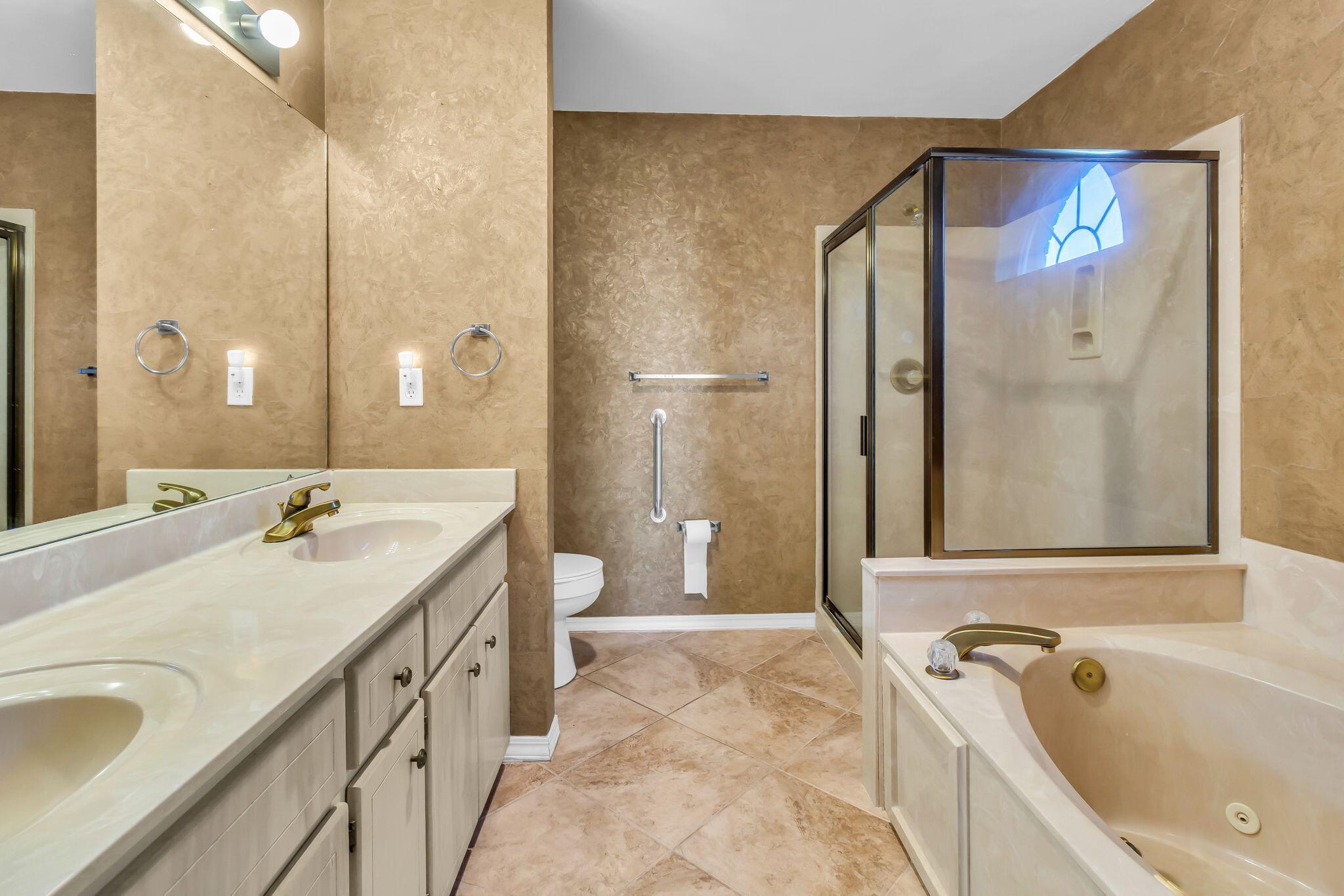 HARBOR BREEZE - Residential Lease