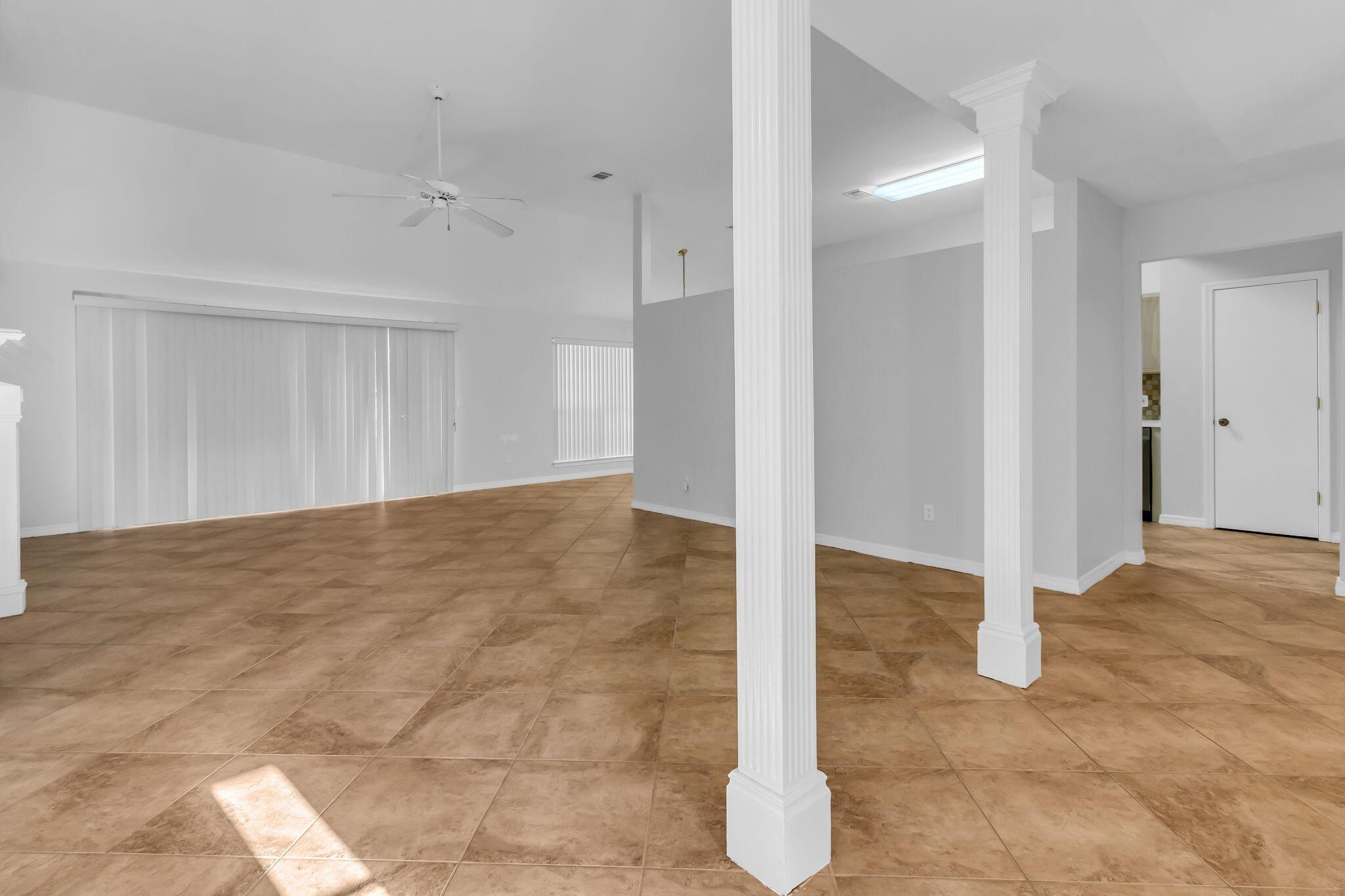 HARBOR BREEZE - Residential Lease