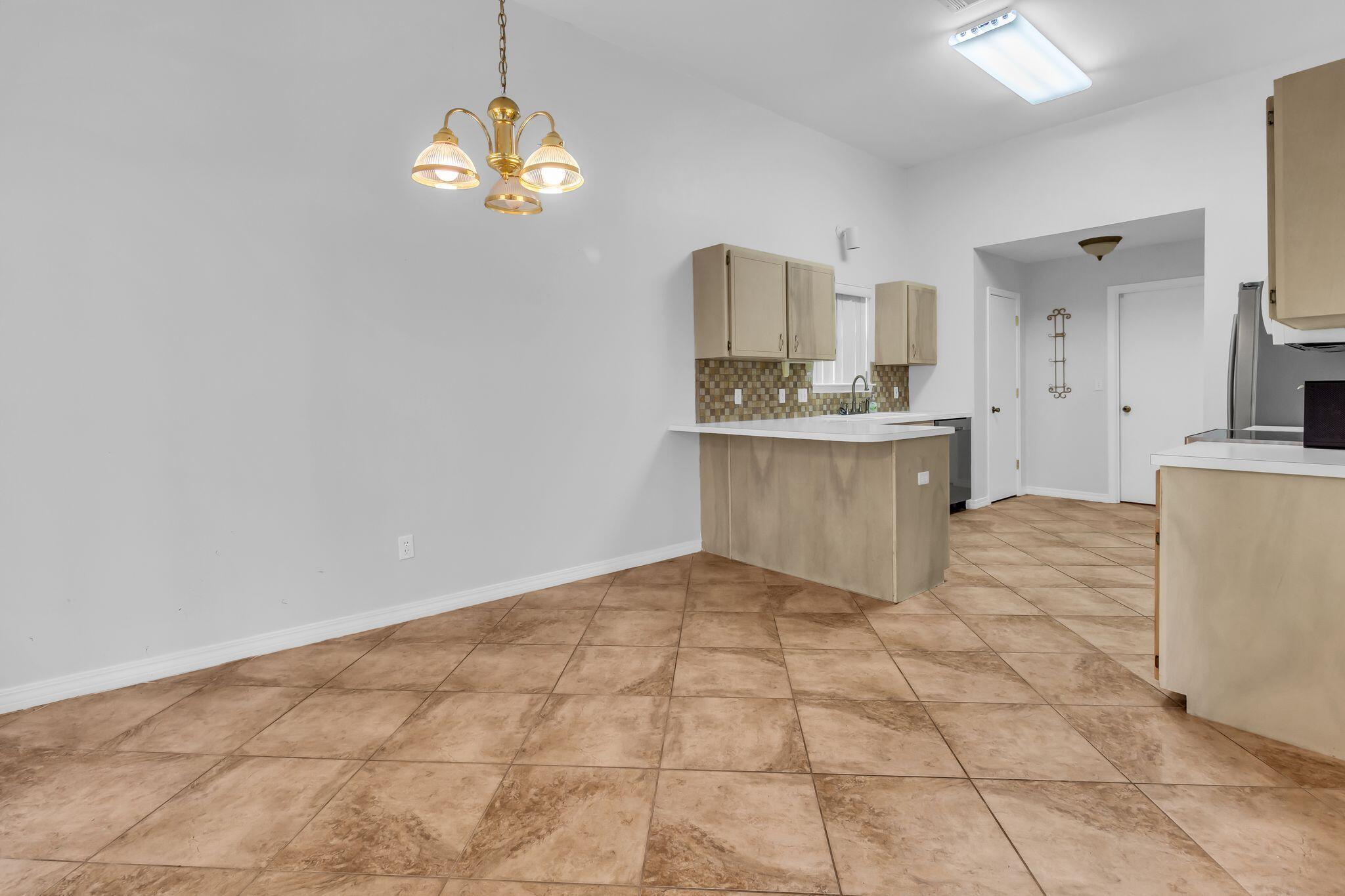 HARBOR BREEZE - Residential Lease