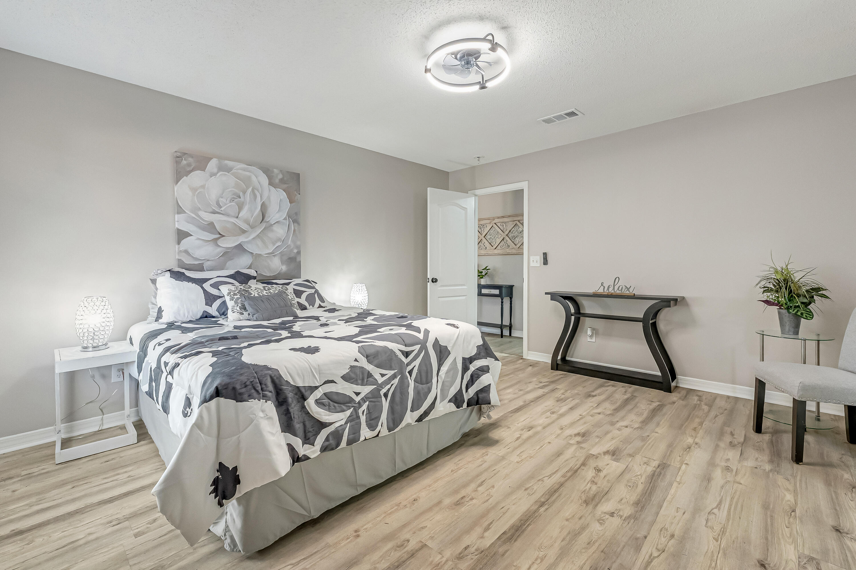 THE PINES - Residential