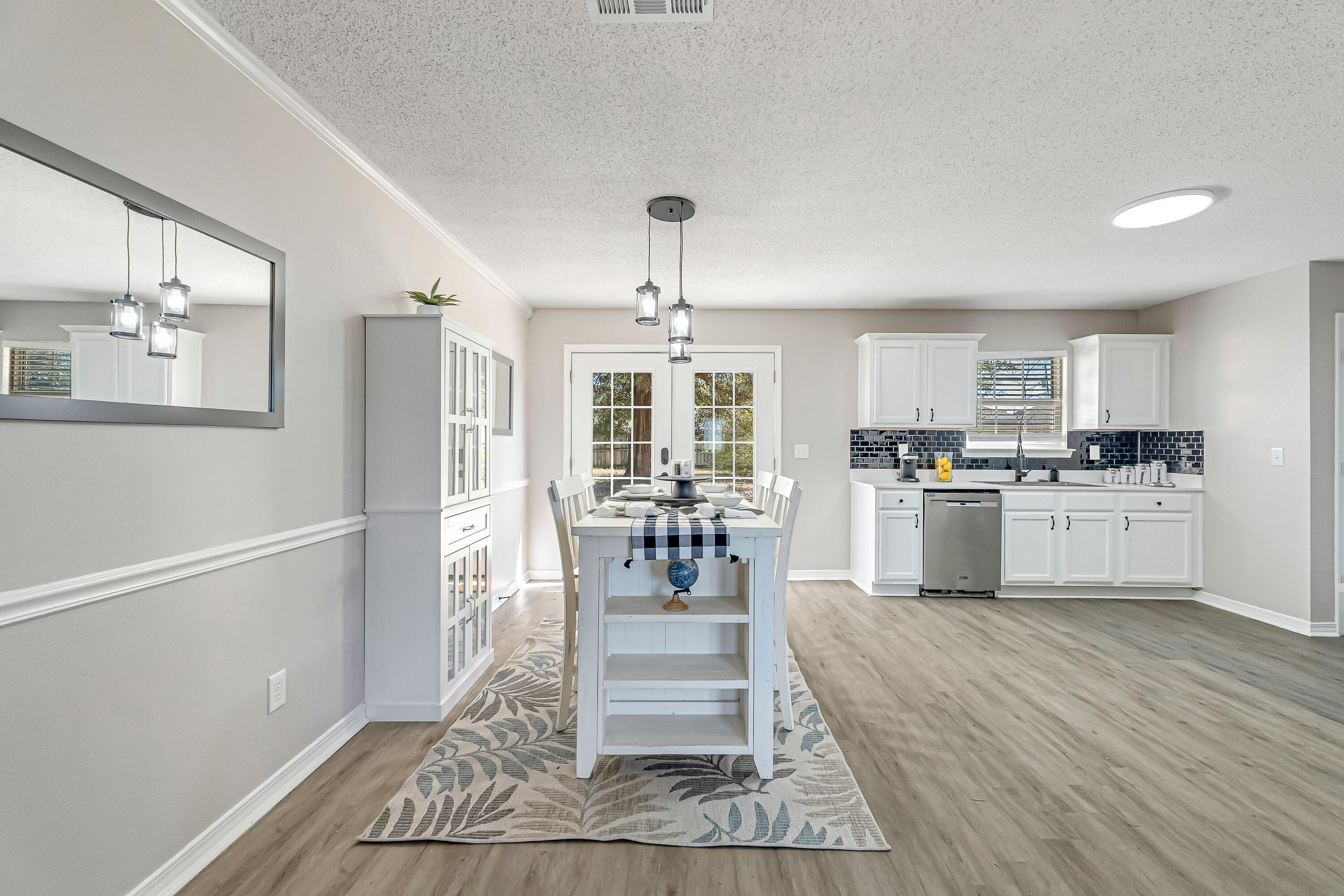 THE PINES - Residential