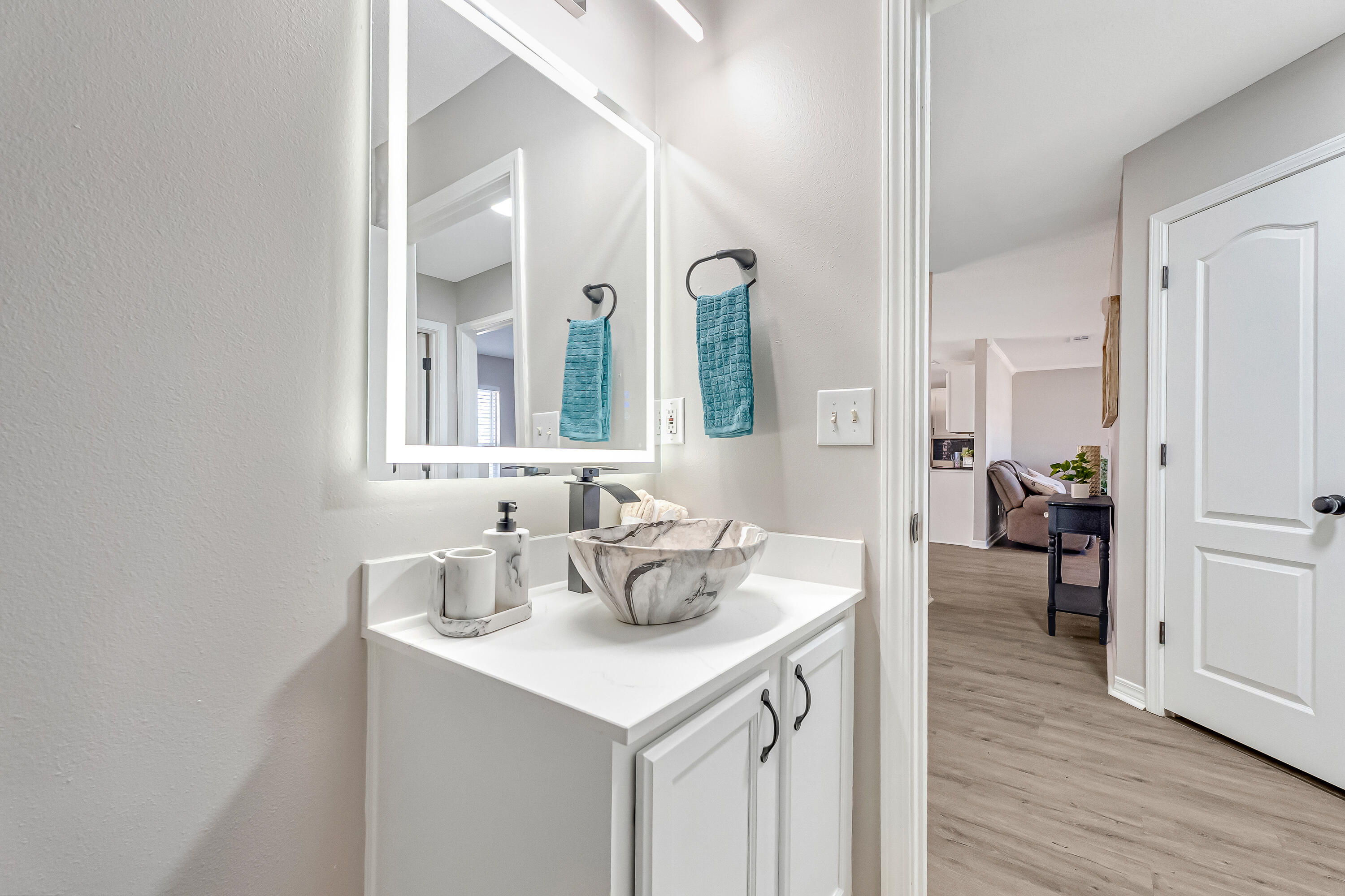 THE PINES - Residential