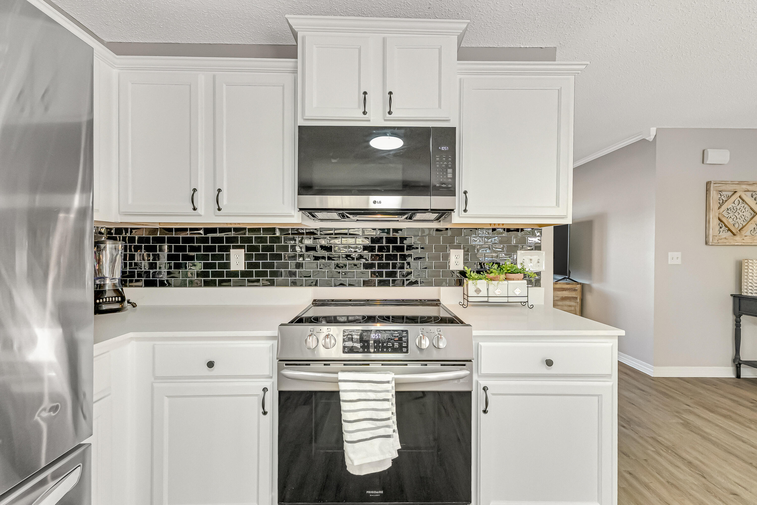 THE PINES - Residential