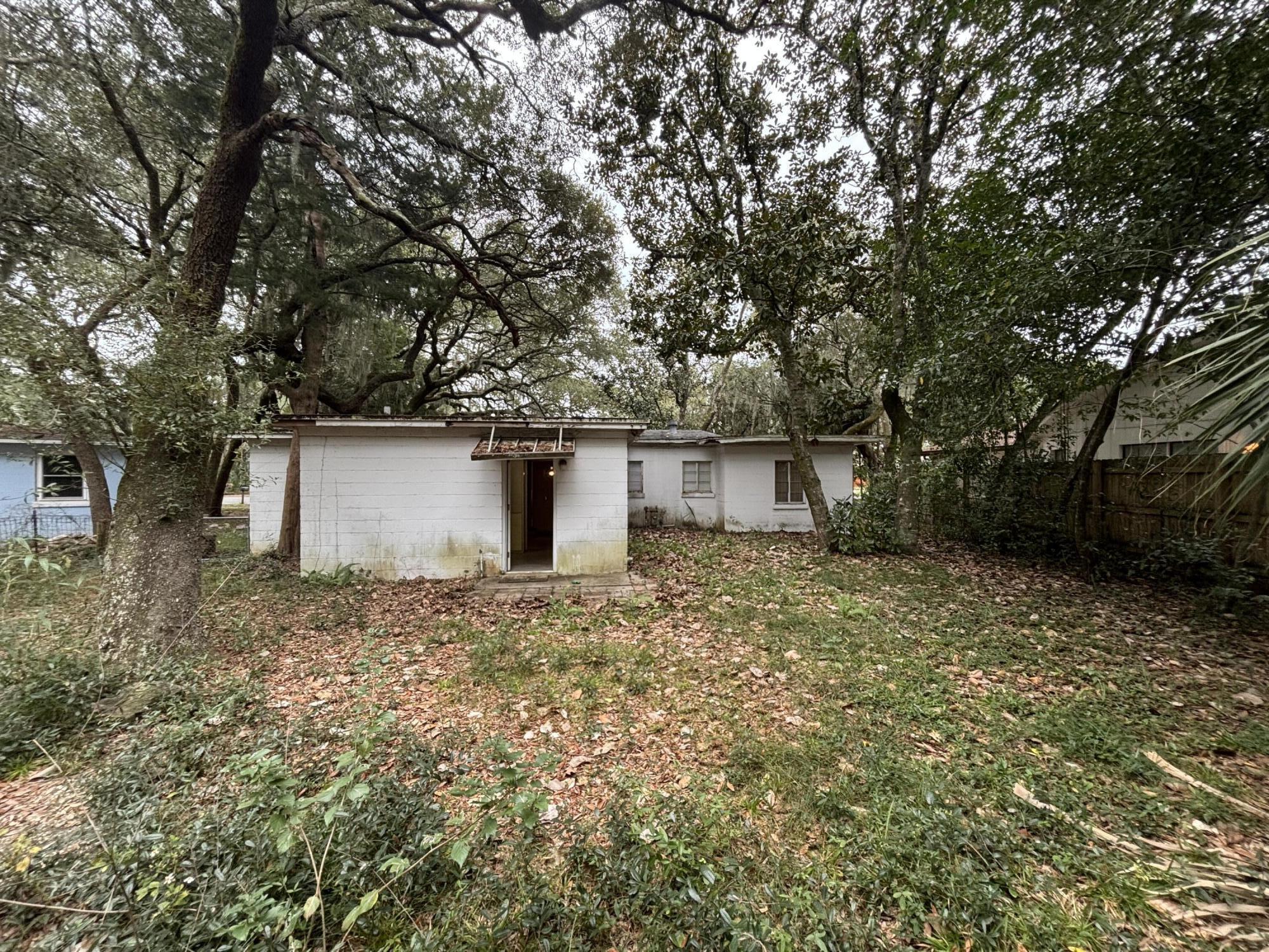 ELLIOTTS POINT RESUB - Residential