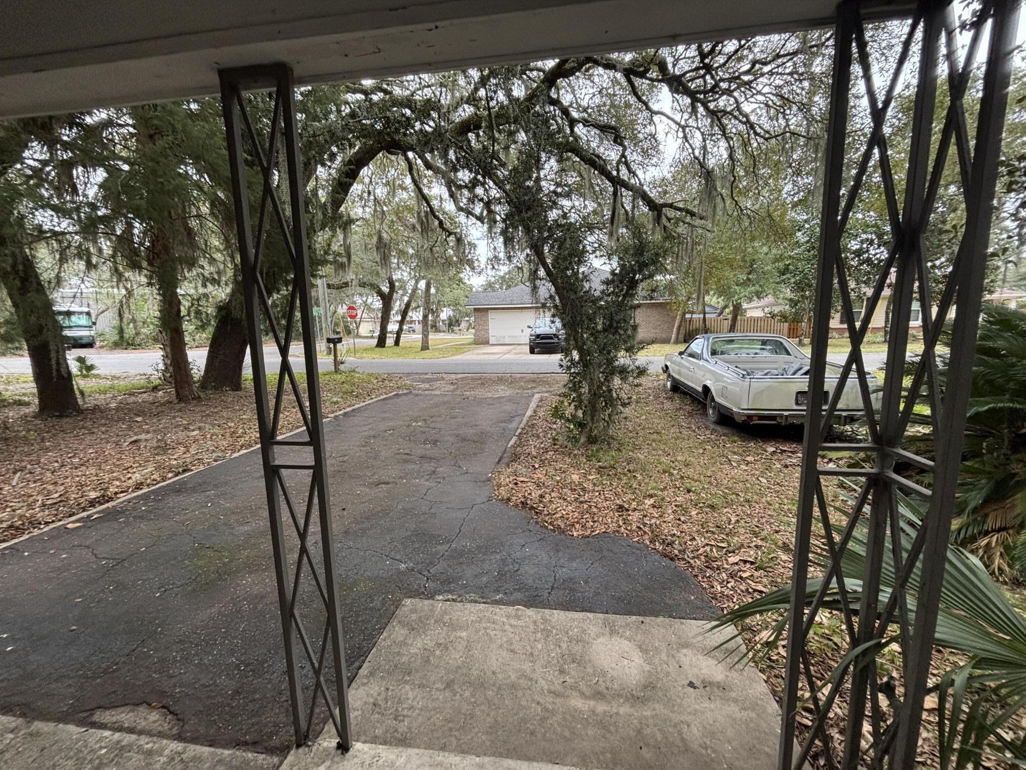 ELLIOTTS POINT RESUB - Residential