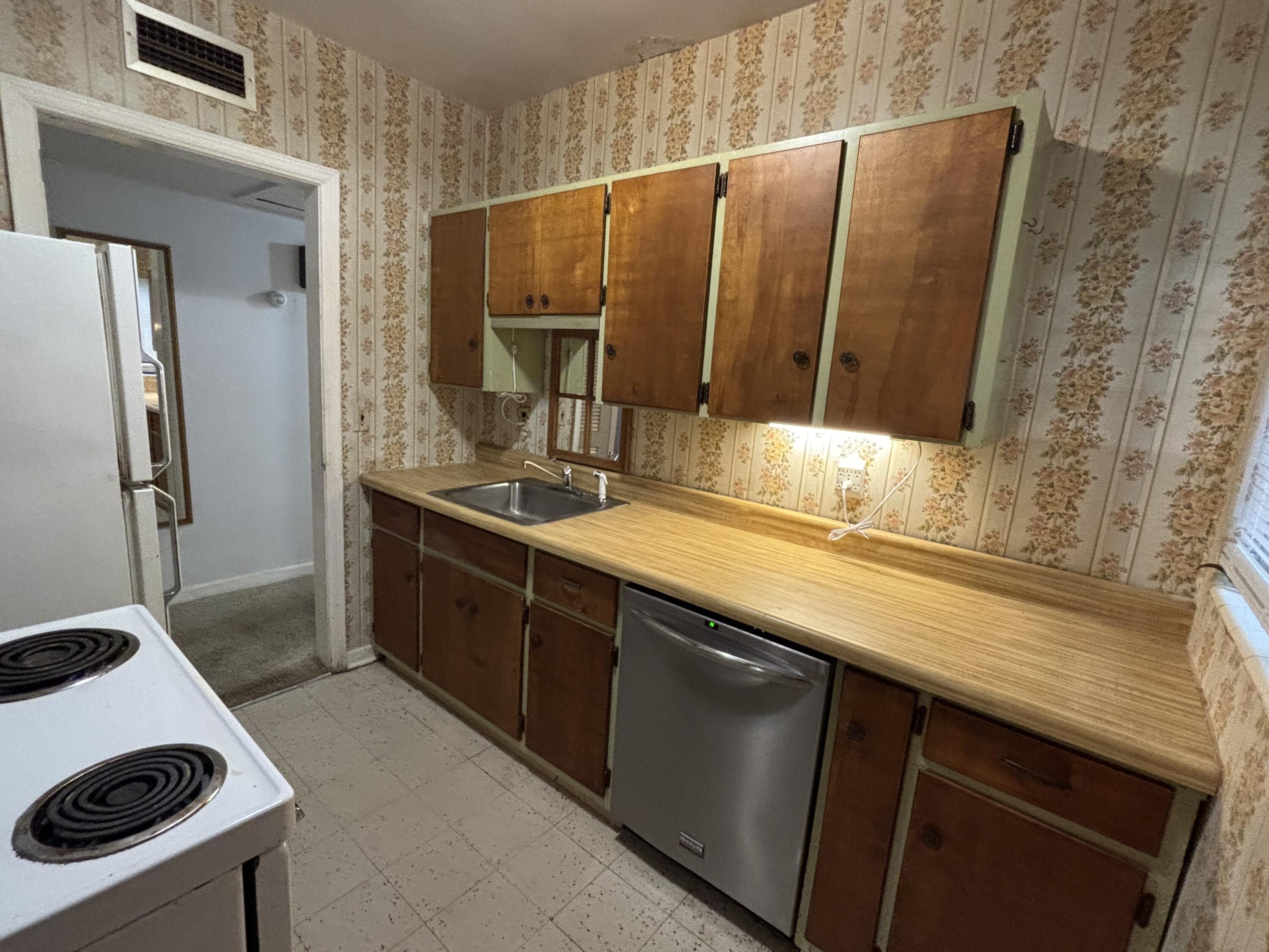 ELLIOTTS POINT RESUB - Residential