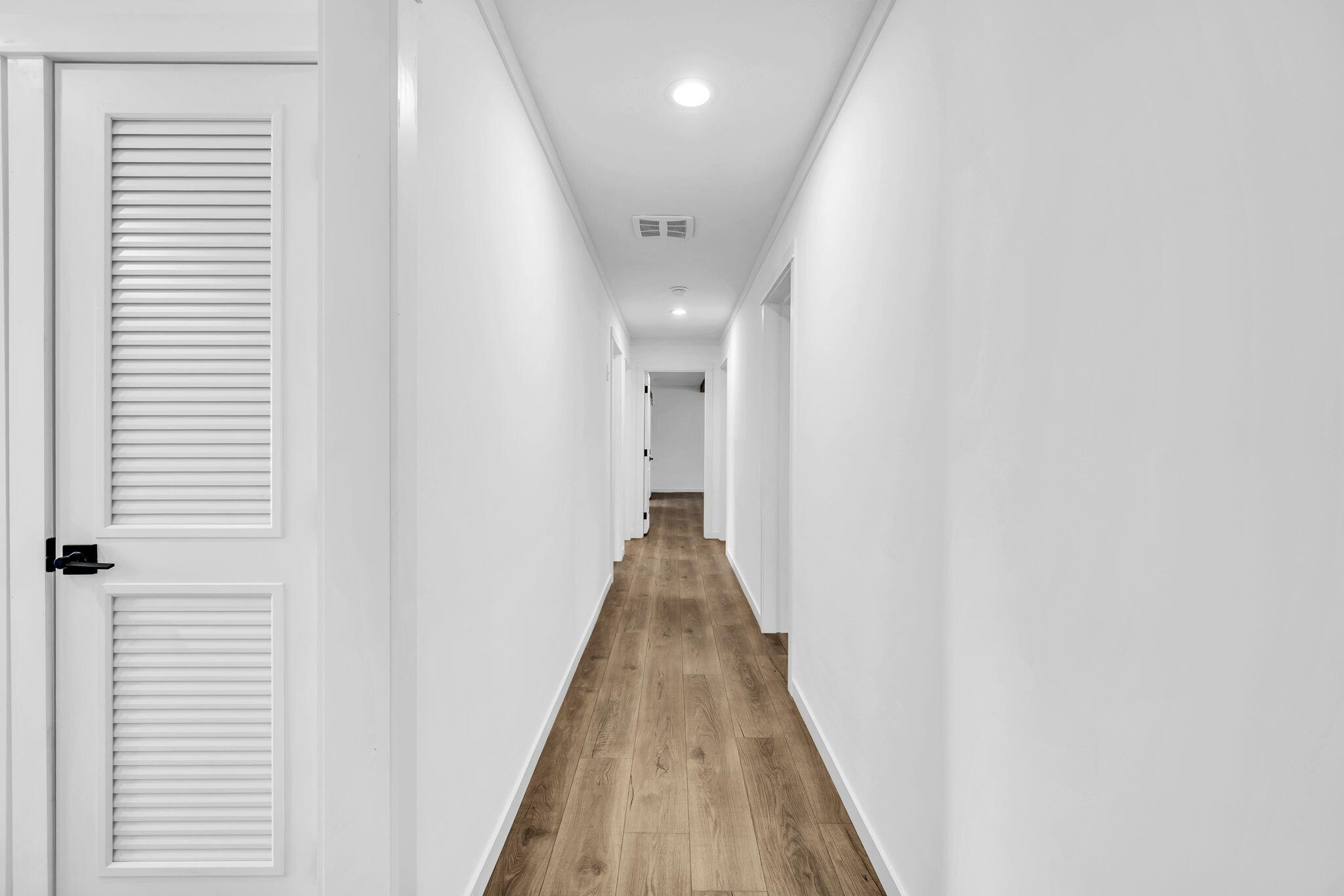 MAGNOLIA BEACH - Residential