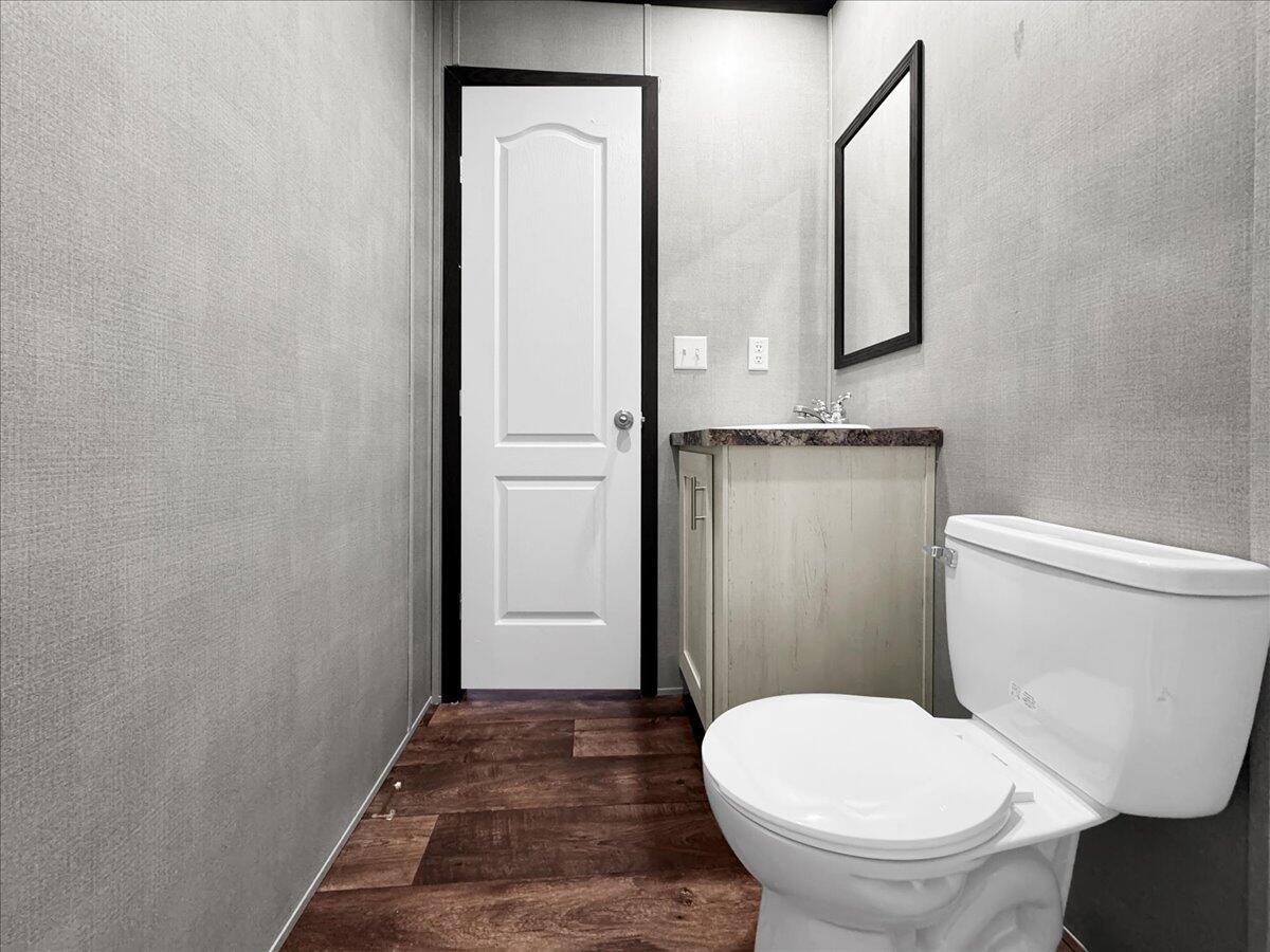 TRIPLE LAKES ESTATES - Residential