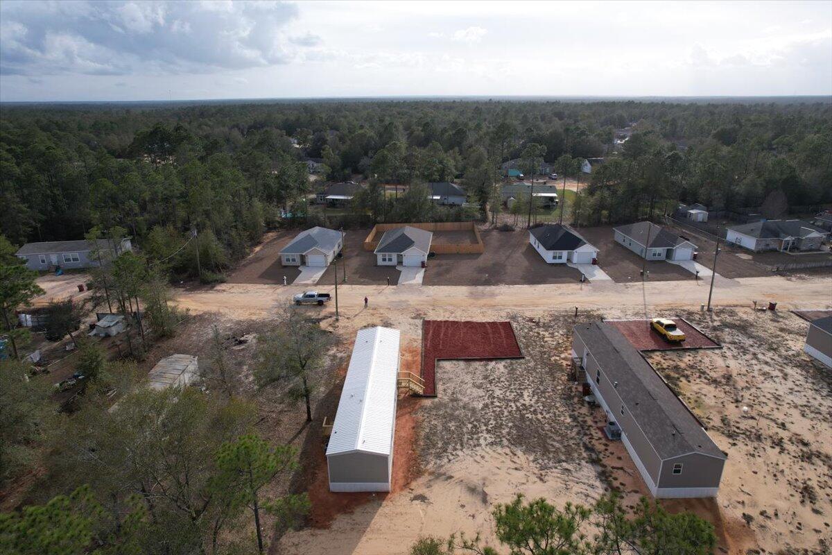 TRIPLE LAKES ESTATES - Residential