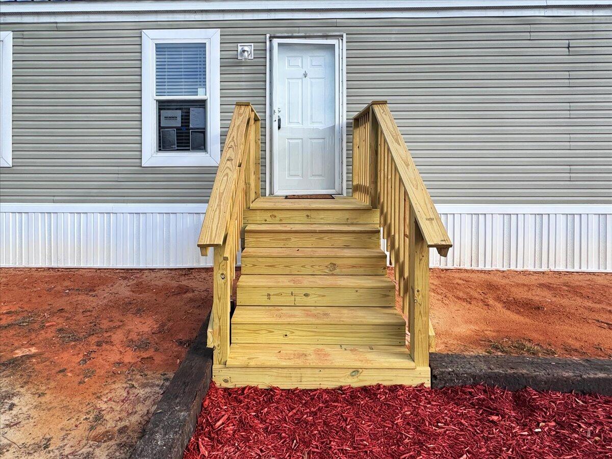 TRIPLE LAKES ESTATES - Residential