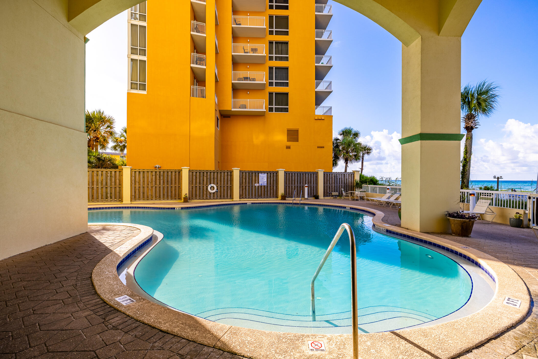 CELADON BEACH - Residential