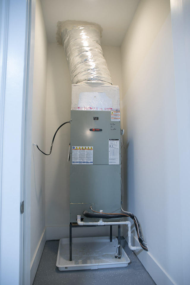 KELLY PLANTATION - Residential