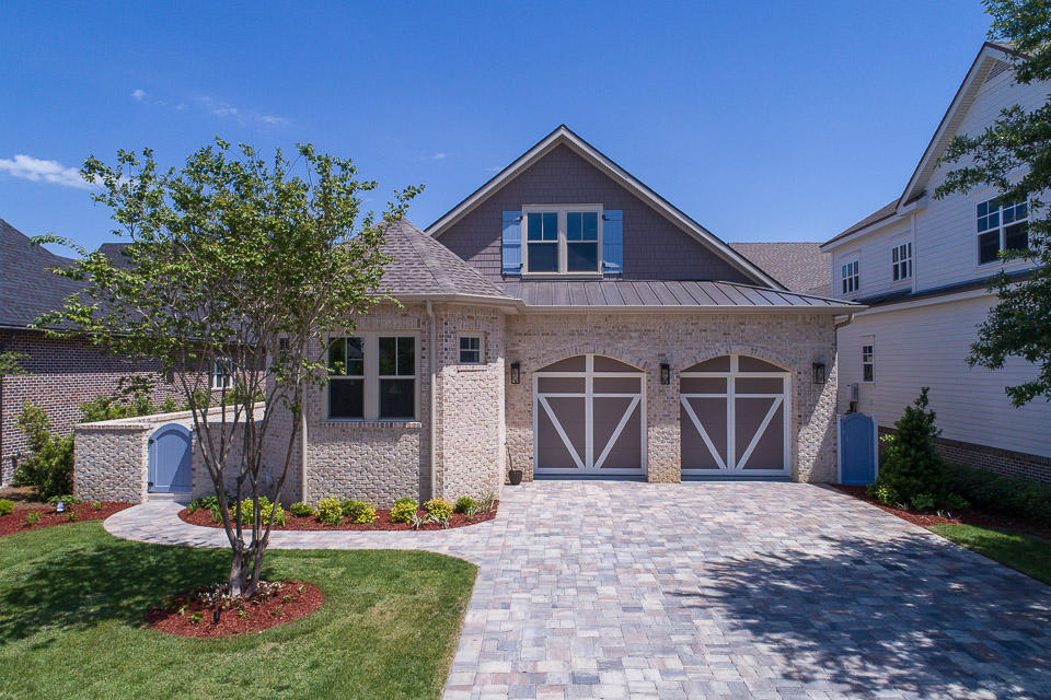 KELLY PLANTATION - Residential