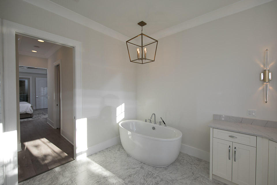 KELLY PLANTATION - Residential