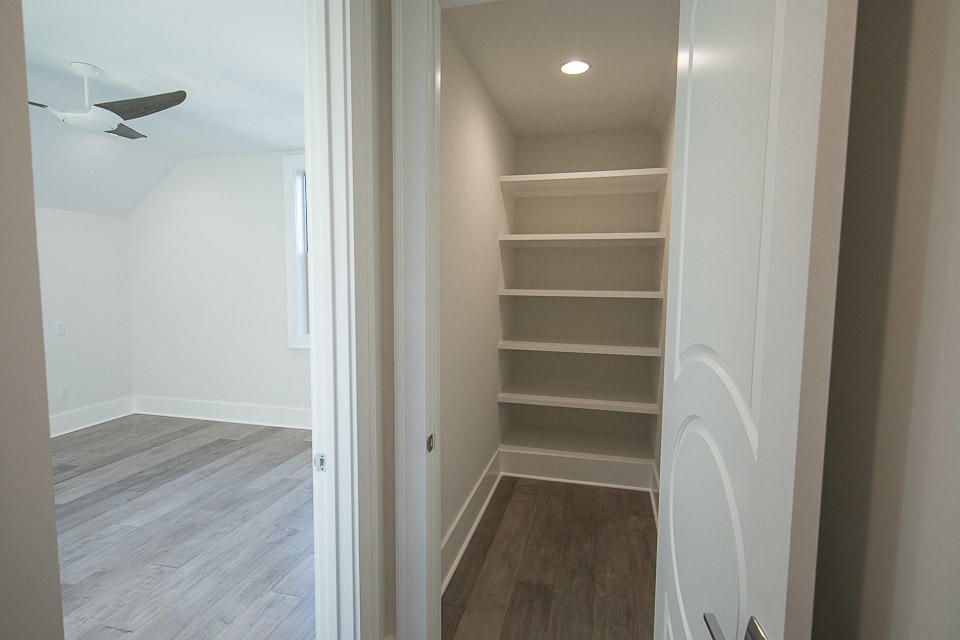 KELLY PLANTATION - Residential