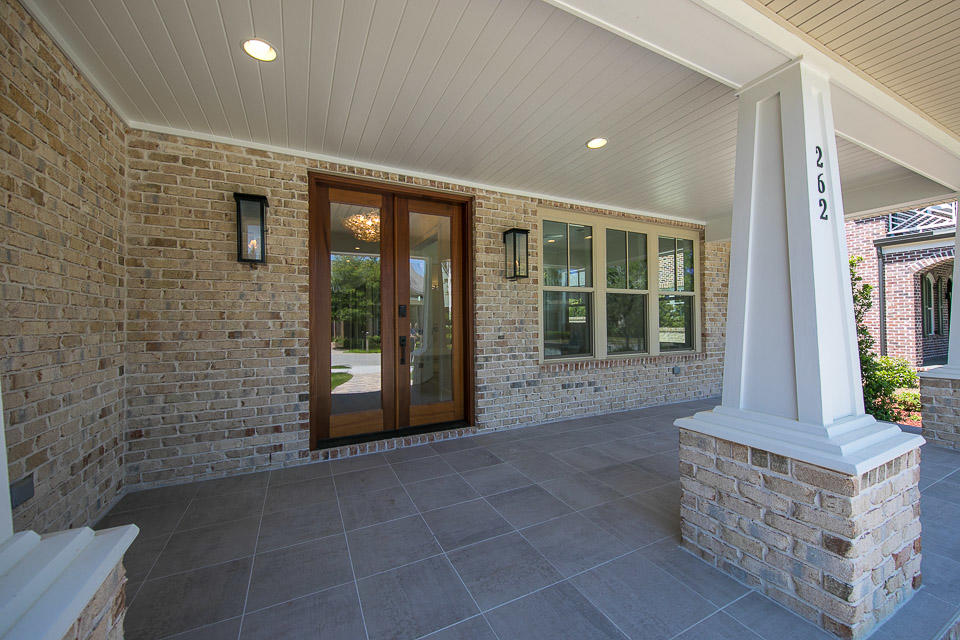 KELLY PLANTATION - Residential