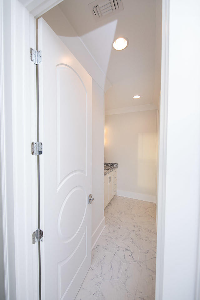 KELLY PLANTATION - Residential