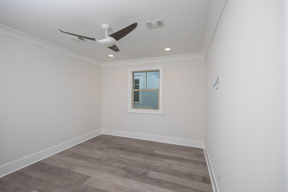 KELLY PLANTATION - Residential