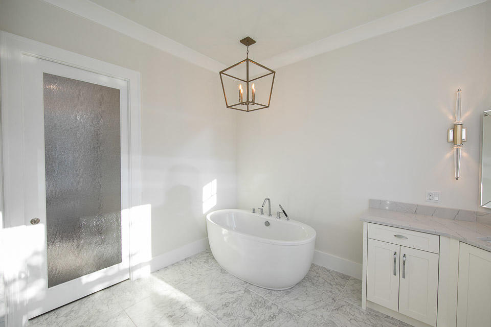 KELLY PLANTATION - Residential